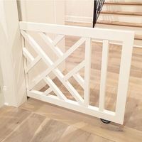 A pocket baby/pet gate