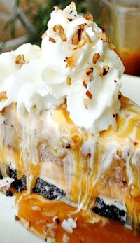 Layered Turtle Ice Cream Pie #delicious #recipe #cake #desserts #dessertrecipes #yummy #delicious #food #sweet