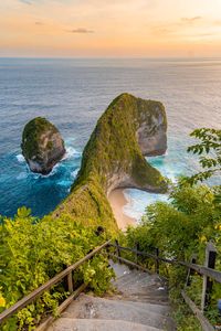 Kelingking Beach, Nusa Penida: Complete Guide & Tips for Visiting | She Wanders Abroad