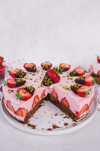 Vegane Erdbeer Sahne Torte