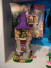 WANT. NEED. MUST HAVE. - Tangled lego set!