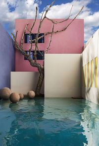 Rencontrez Luis Barragan, l'un des architectes mexicains les plus influents, ce que sa carrière et son incroyable héritage. -gimsblog ✅