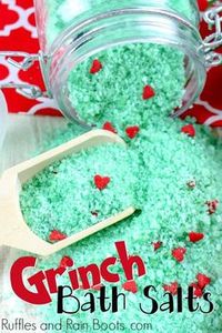 These Grinch Christmas bath salts are a load of fun to make and give. Click to see how easy this all-natural bath soak really is. #DIYChristmas #TheGrinch #Grinchcrafts #Bathsalts #spagifts via @momtoelise