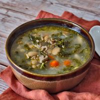 Italian Sausage and White Bean Soup