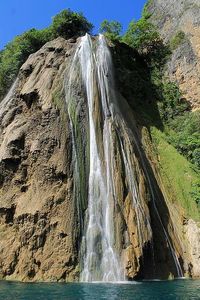 Catandayagan Falls