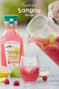 Taste the sunset with our deliciously refreshing Simply Sunset Sangria. Mix yourself a pitcher of this easy recipe using Simply Lemonade with Raspberry.