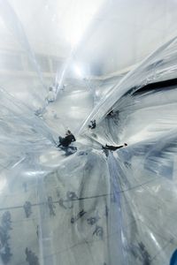 Tomas Saraceno reminds me to hold my breath when thinking about utopia