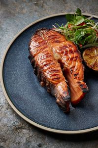 Soy salmon steak with sambal salad 🐟🦈 11 ingredients  Seafood • 2 Salmon, steaks  Produce • 1 Chilli, red • 1 Lime • 6 Mint, leaves • 1 Shallot • 4 Spring onions  Condiments • 15 g Fish sauce • 20 g Soy sauce, light  Baking & Spices • 4 g Caster sugar • 1 g Salt • 2 g White pepper, freshly ground