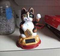 You’ll know its complete when you can’t tell the cats apart. | How To Make A Customized Maneki-Neko