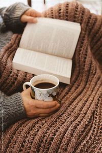 Nothing like a good book, a hot cup of tea and a cozy lap blanket on a cold winter's day. | Pavel Gramatikov