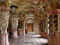 Look Inside the World’s Most Beautiful Libraries in a New 560-Page Photo Book by Massimo Listri | Colossal