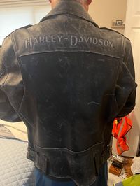 Harley Davidson Men's Large Genuine Leather Jacket Vintage with Inside Pockets and Jacket Liner. Never Worn and VERY HARD To Find