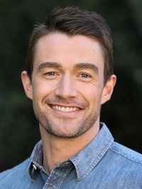 Robert Buckley - Actor