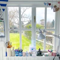 24 Window Sill Decorating Ideas You'll Want to Copy