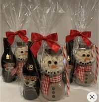 Celebrate the season with our charming Hot Cocoa Snowman Kit, perfect for adding a whimsical touch to your holiday festivities. Each kit includes 5 snowman face stickers (1.25" in diameter), 5 buttons stickers (1.25" in diameter), 5 pieces of ribbon (12" in length), 5 gift tags, and 10 pieces of jute cord (12" in length) to attach gift tags and tie around the holiday craft ideas printout. FREE printout of holiday craft ideas included so you can repurpose your glass jars into something festive on