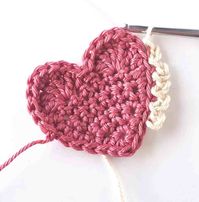 Vintage Crochet Hearts - Free Crochet Pattern - Annie Design Crochet