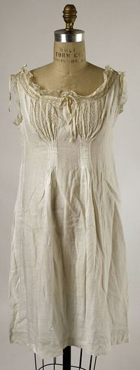 Chemise | American or European | The Metropolitan Museum of Art