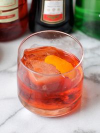 The Negroni - one of the simplest and best classic cocktails that's Anthony Bourdain's favorite drink