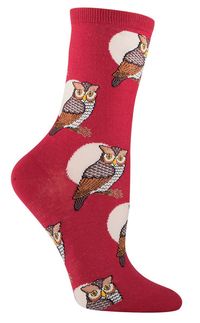 With an attitude that says “hoo cares, it’s only fashion...” these horned owl socks will effortlessly up your fashion game in three different glowing colors.