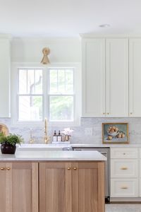 Our classic kitchen remodel is complete and all the renovations are behind us. A timeless kitchen design is possible to achieve.