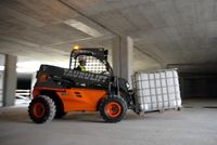 Spanish Rough Terrain forklift and telehandler manufacturer Ausa has appointed Riwal Hoogwerkers as a dealer in the Netherlands, with a focus on rental company and construction sales. #telehandlers #telescopichandler #teleskoplader #teleskoparm #telescopicboom #forklift