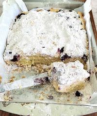 Blueberry Sour Cream Crumb Cake