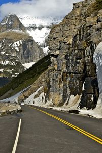 Navigate Montana's rugged landscapes and interstate highways effortlessly! Discover hidden gems, like Going-to-the-Sun Road in Glacier National Park. Stay informed with real-time updates for a thrilling road trip experience!