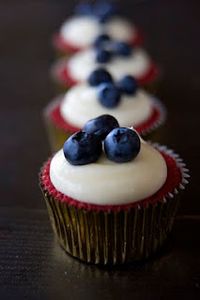 For Dan's birthday/Independence Day party. I'll have little American flags and cupcake holders, though.