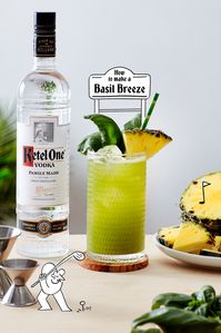 Easy breezy, pineapple squeezy. Tee up a summery escape with the Basil Breeze.