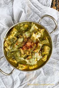 Vegan Palak Tofu "Paneer" - Tofu in Spinach Sauce