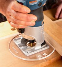 Veritas Compact Router Base Plate - Lee Valley Tools