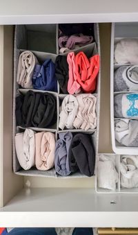 The best way to store and organize underwear in a drawer!