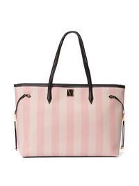 #victoriasecret #iconicstripe #pink #bag #girly #girlygirl