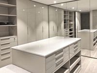 Custom Closets Miami | Modern Wardrobe Solutions