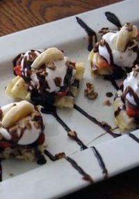 Banana Split Nachos