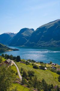 Road Trip in Norway - Driving from Bergen to Oslo - Travel Melodies