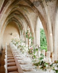 lisa greg italy wedding table tablescape candles arches