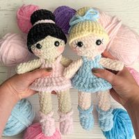 This free plush ballerina crochet pattern makes a graceful and loveable amigurumi doll! This amigurumi pattern works up quickly with plush blanket yarn- perfect for gifts and markets.