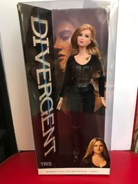 Divergent Tris Barbie (2013)