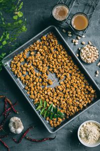 [V + GF] BAKED Masala Peanuts coated in a crunchy, savory batter of gluten-free besan flour and spices makes for a wonderful tea time snack!