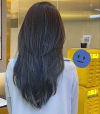 Rock Your Summer Style: V-Cut with Layers for Long Hair - Embrace Your Confidence