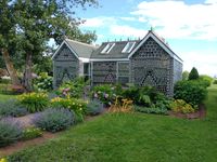 : Hannah's Bottle Village, PEI