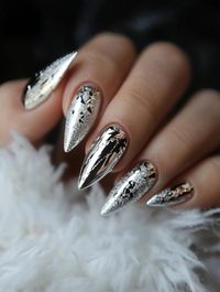 New Year's Eve Nail Ideas for 2025: Glitter, Glam, and Luxe Designs