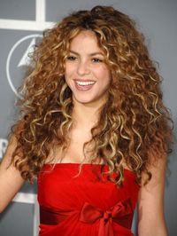 Shakira Curly Hair