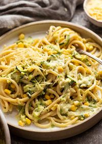 Pasta with Creamy Zucchini Sauce