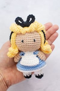 Mad Hatter crochet amigurumi free pattern