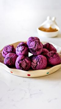 721K views · 41K reactions | 3 Ingredient Purple Sweet Potato Mochi Bread Bites 💜 Gluten Free & Sugar Free & Oil Free 😋🙌🏼

If you grew up in an eastern Asian country I’m sure you’ve had this very special treat in Asian bakeries- Mochi bread! It’s like a hybrid of Asian mochi + western bread, it has the crisp crust and hearty structure like bread but the moist, chewy, and stretchy center like mochi 🤤 one of my childhood FAVE and I made it with purple sweet potatoes this time to give it more depth of flavors, antioxidants & a lil extra flair 💜✨

These mochi bites themselves are completely sugar free because I wanna keep them versatile and suitable for more dietary needs. For those want a little more sweetness, I paired them with a vegan salted caramel sauce from @naturescharm 🍯 it’s s