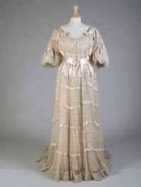 1983.001.0242 - Dress | Kent State University Museum