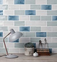 Inspired by the tranquillity of the countryside, the evocative pale blue of this rustic brick tile celebrates the majesty of the passing seasons. Bring the subtle colours of the English landscape to your home with these beautifully proportioned 7.5 by 15cm metro tiles. Grout: we recommend a 2kg bag of grout for each 2m2 of tiles laid when applied with 3mm grout spacing. Wider spacing will require more grout.