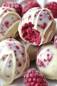 White Chocolate Raspberry Cheesecake Balls - recipe maestro